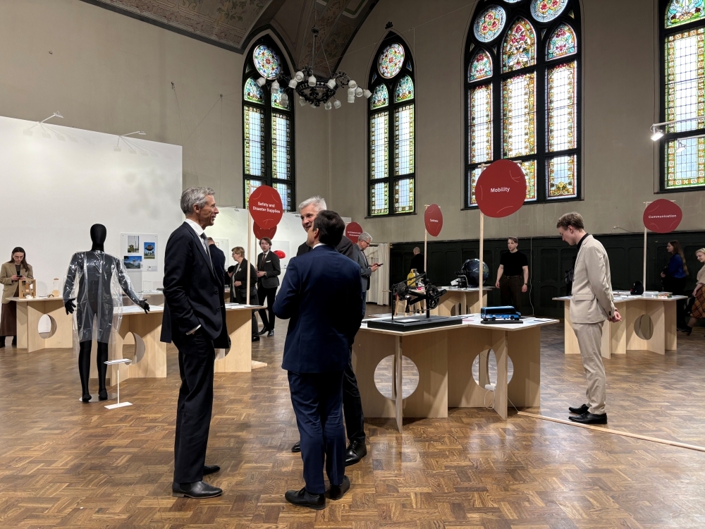 現代日本のデザイン100選 5